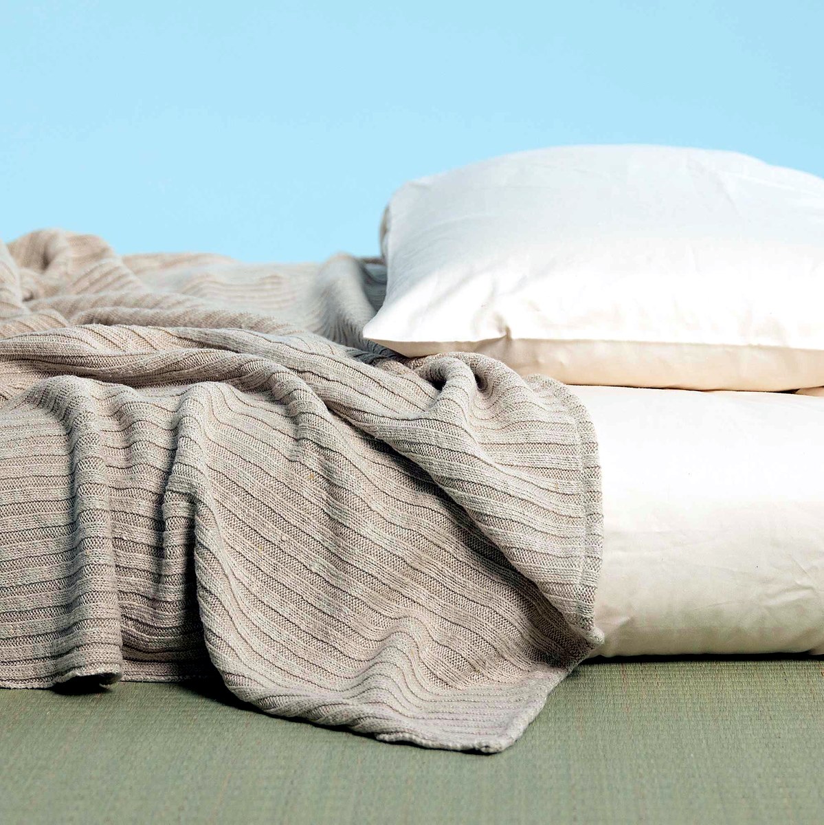 Rawganique Lake Como 100% Organic Linen Ribbed Knit Blanket (Throw, 50" x 76")